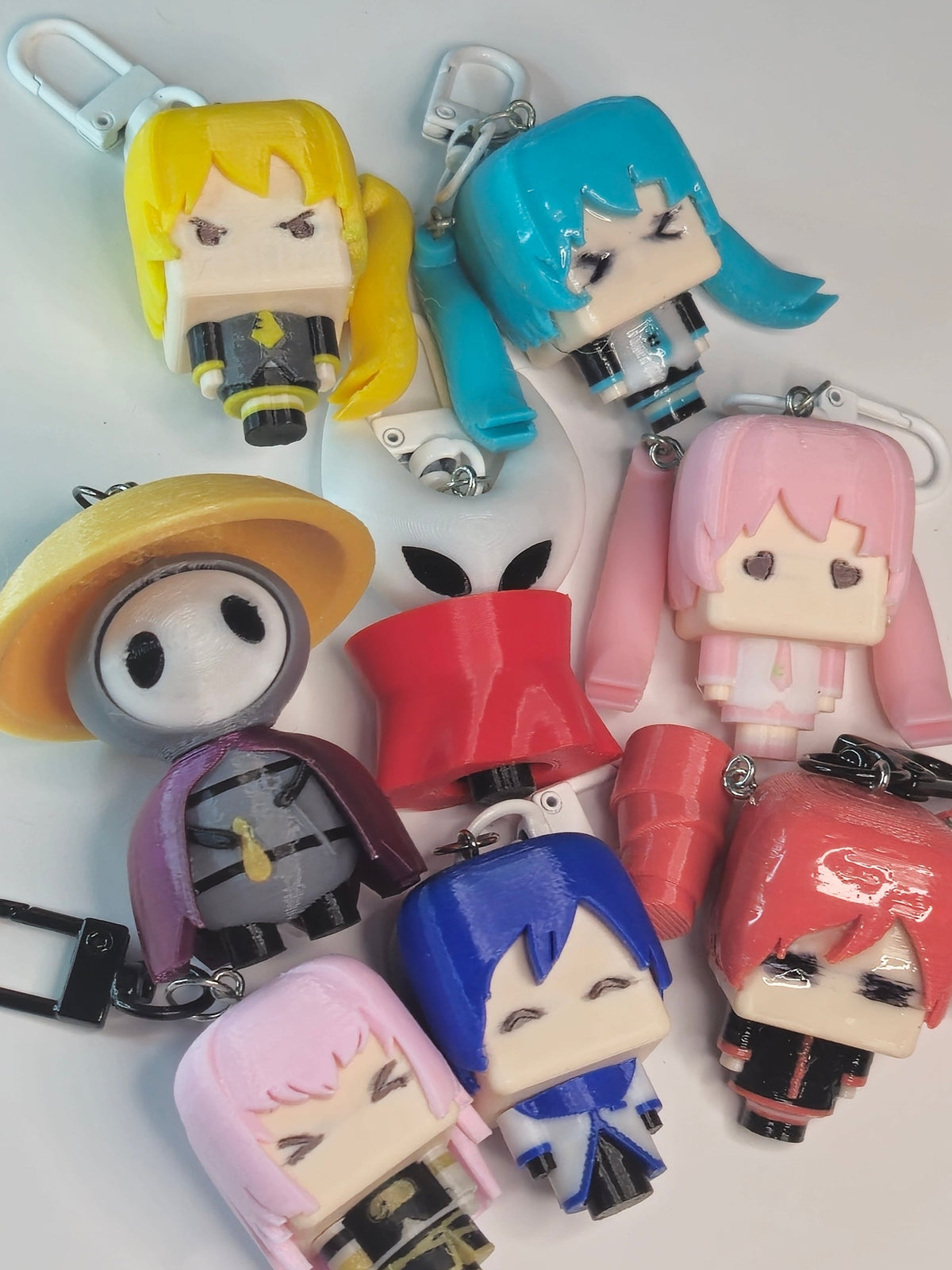 JIGGLY KEYCHAIN